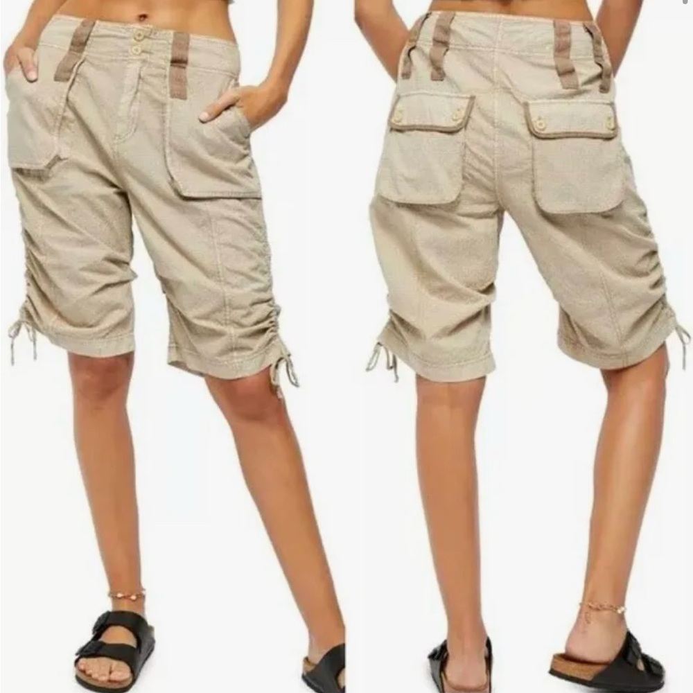 ⭐️NEW⭐️ Free People Cassidy Cargo Shorts